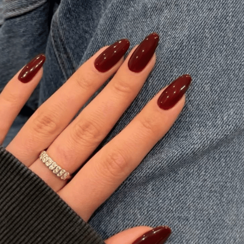 red color nail polish